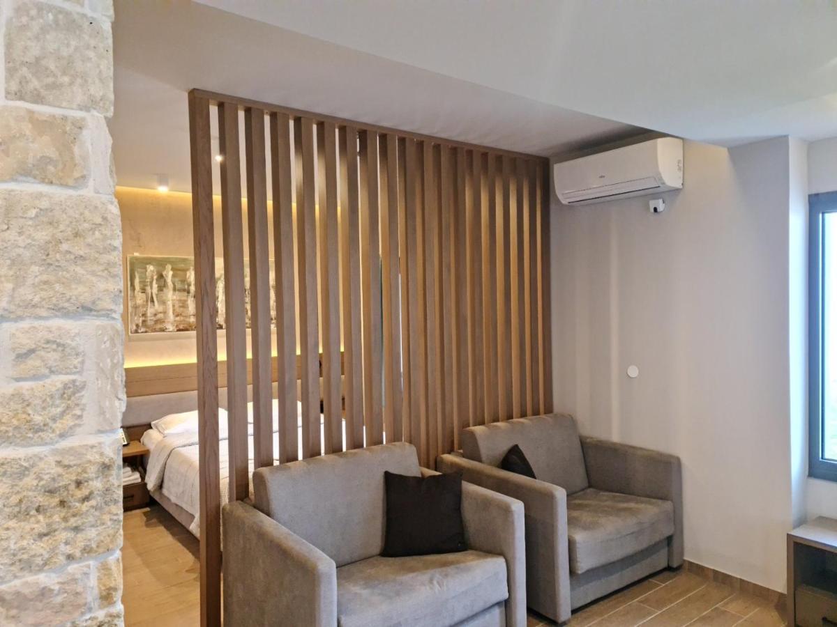 Hotel Golden Sun Nea Mesagkala Luaran gambar