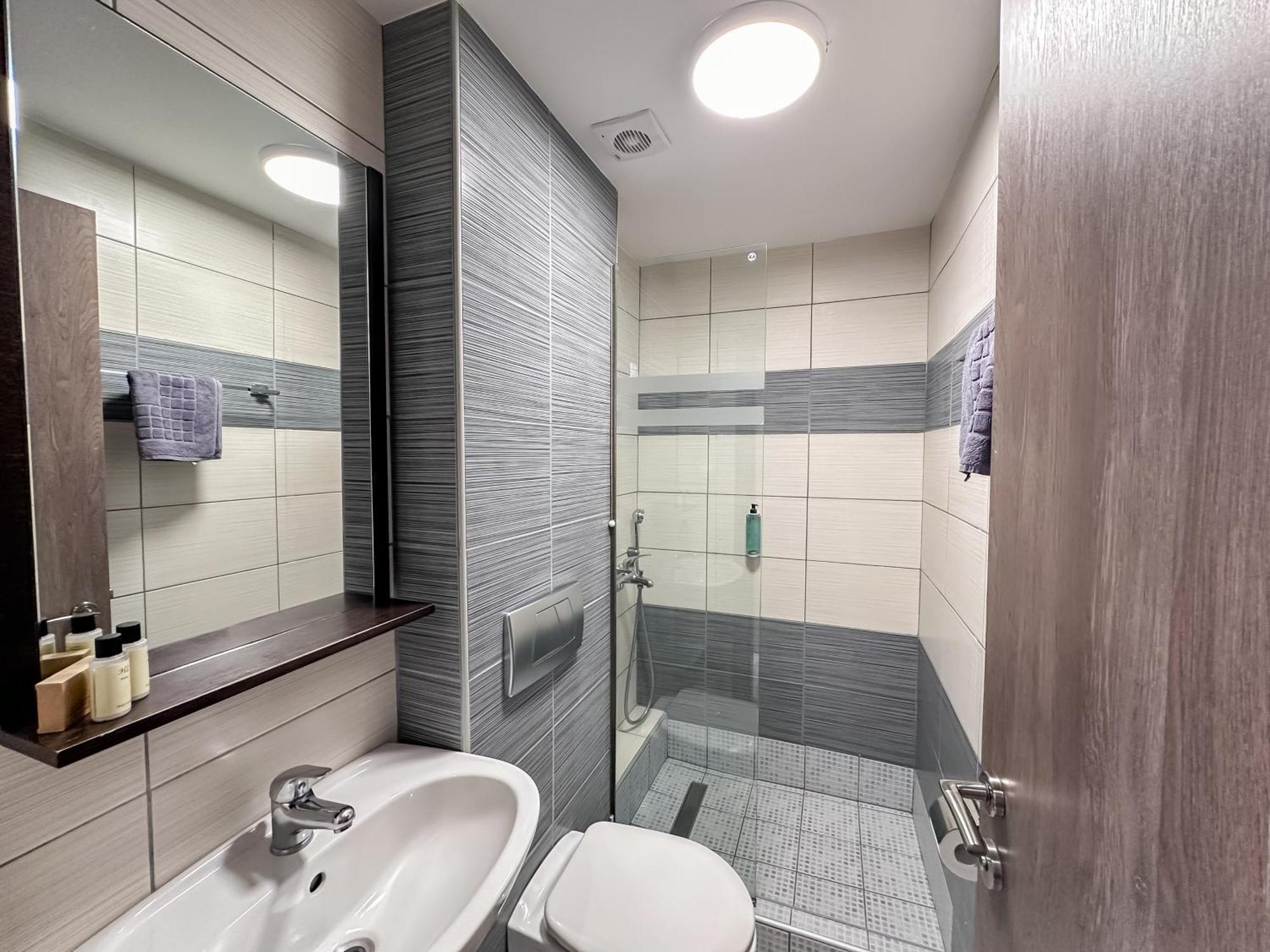 Hotel Golden Sun Nea Mesagkala Luaran gambar