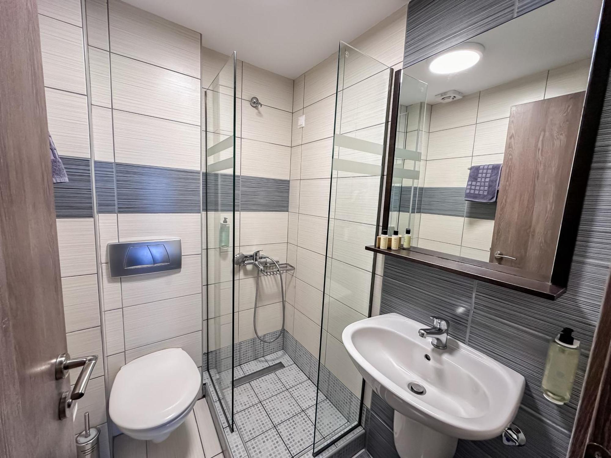Hotel Golden Sun Nea Mesagkala Luaran gambar