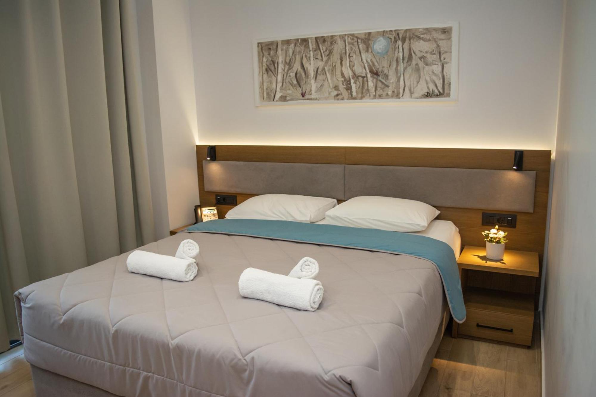 Hotel Golden Sun Nea Mesagkala Luaran gambar