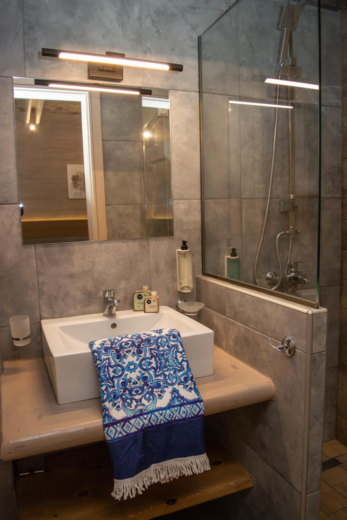 Hotel Golden Sun Nea Mesagkala Luaran gambar