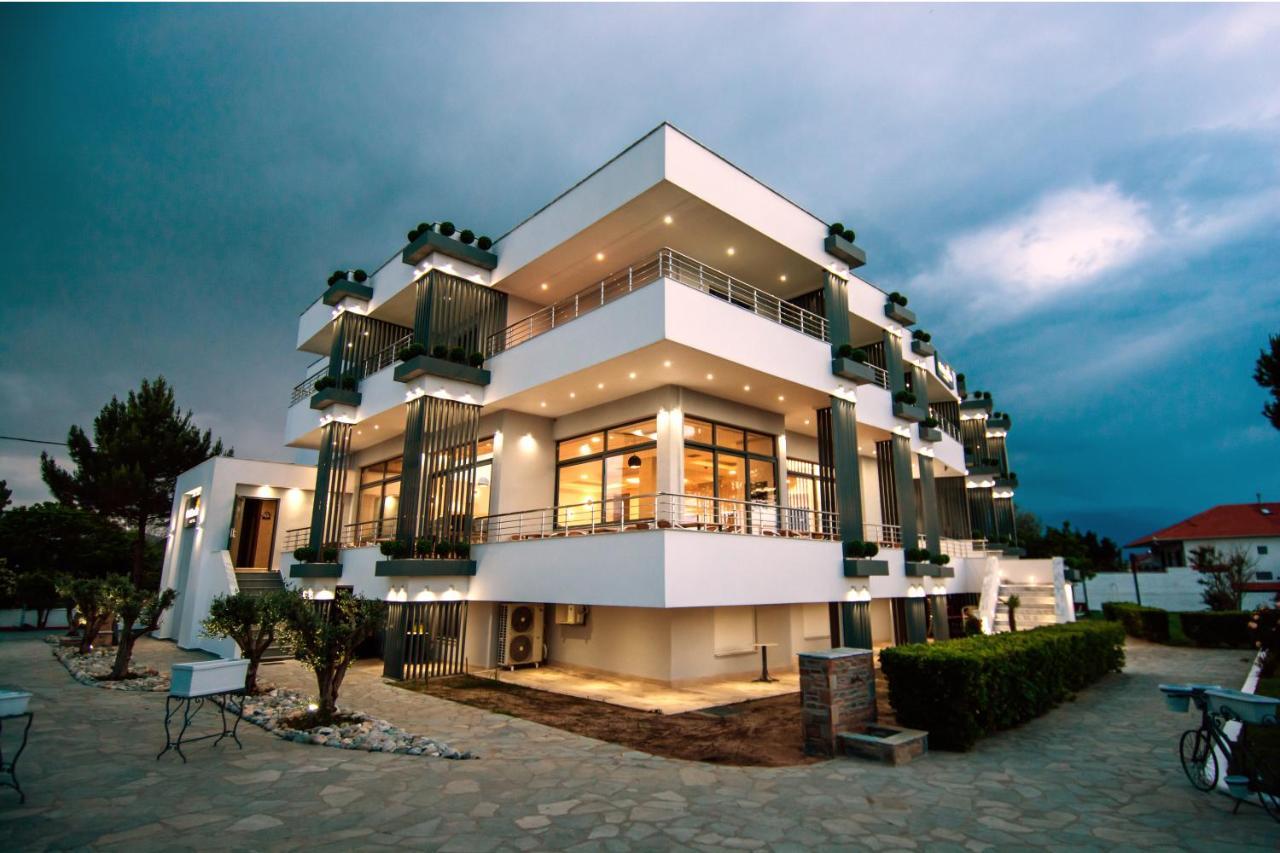 Hotel Golden Sun Nea Mesagkala Luaran gambar
